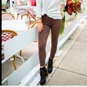 Free People MochaCheetah Print Skinny Jeans Sz 26